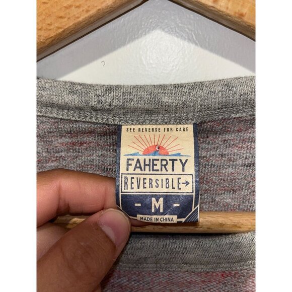 Faherty Reversible Red & Gray Long Sleeve Sweatshirt  Mens Medium - Picture 3 of 9
